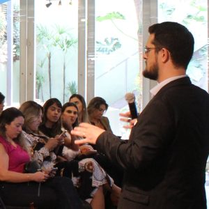eduardo-perroni